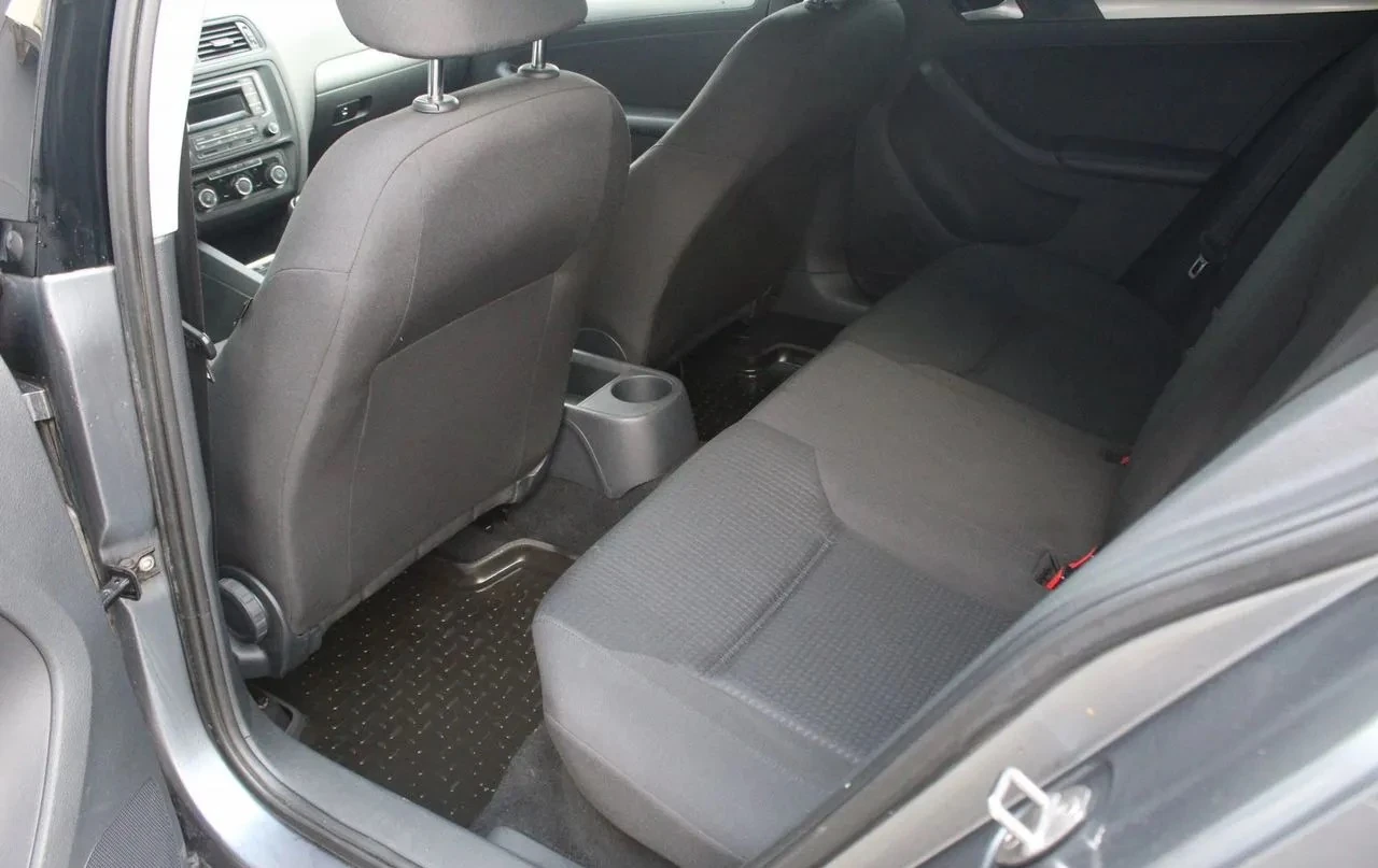 Volkswagen Jetta, 2012г, передний привод, механика