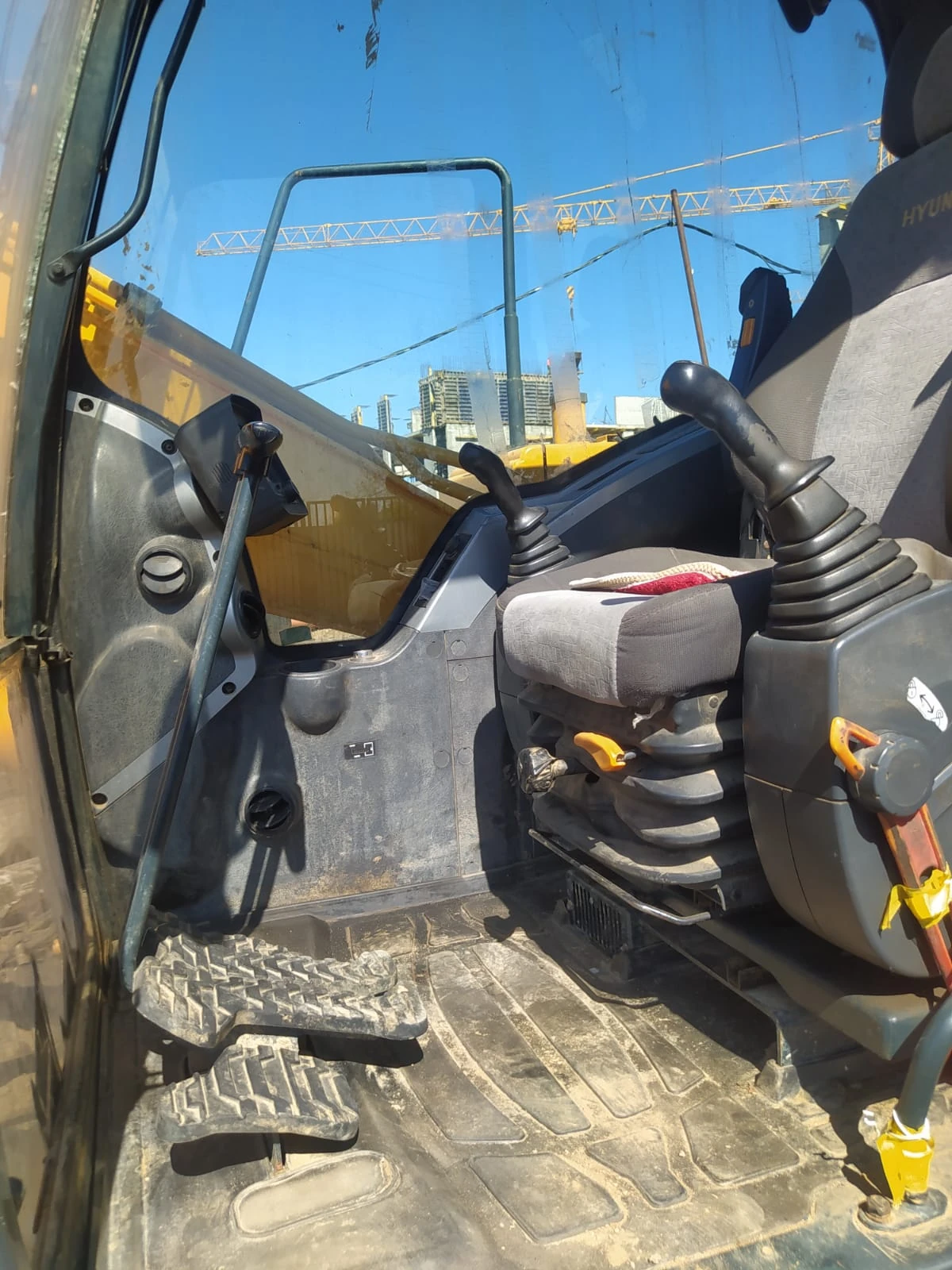 Hyundai R180NLC, 2014г