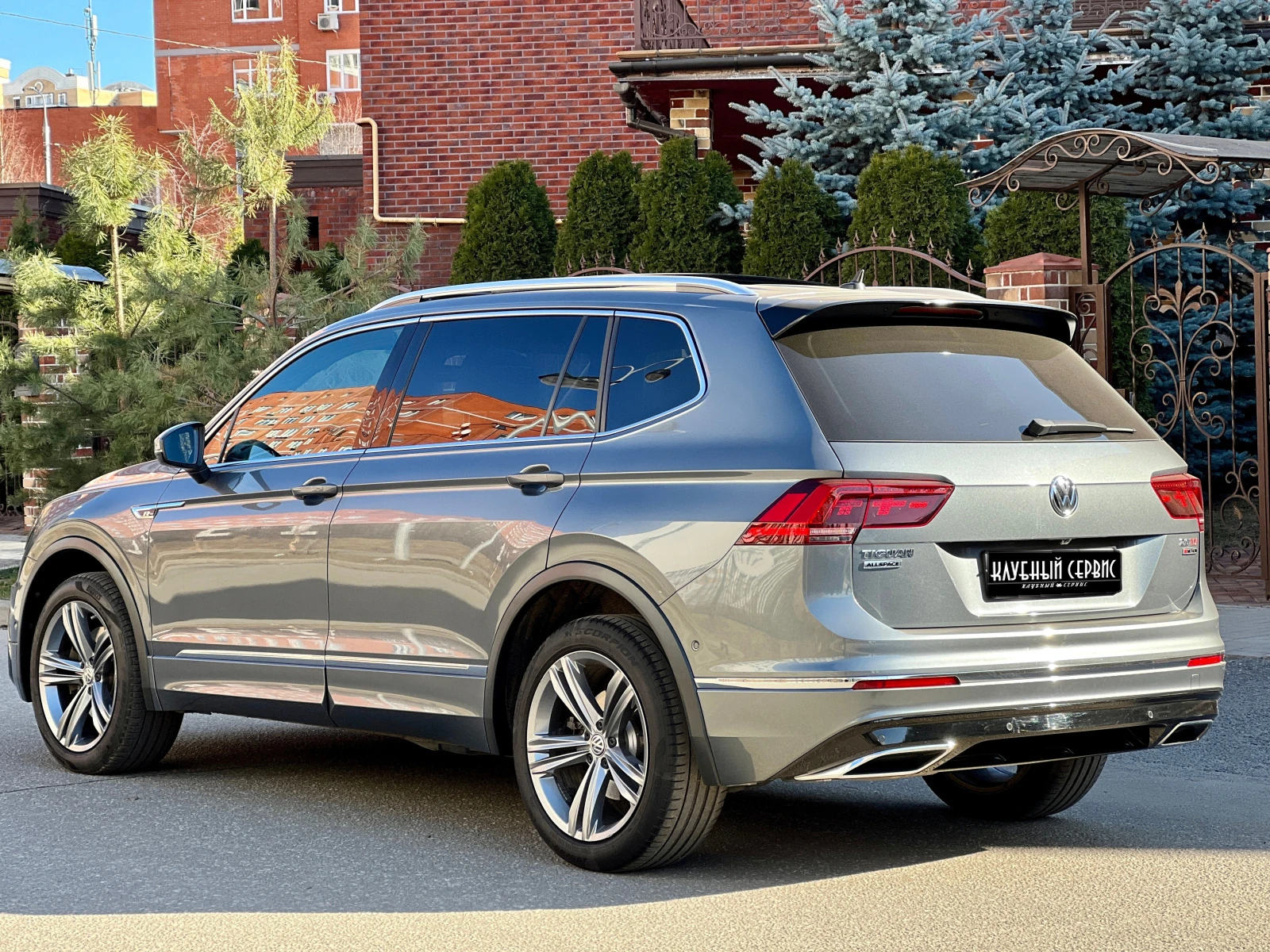 Volkswagen Tiguan, 2019г, полный привод, робот