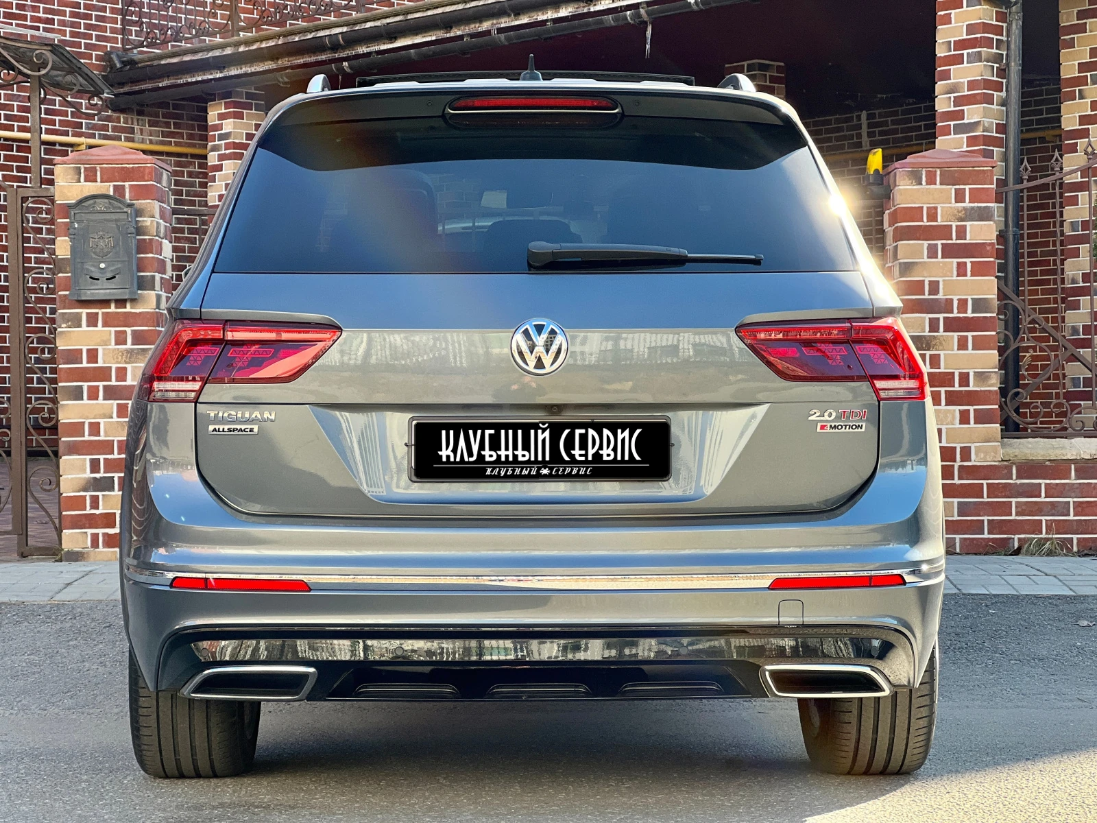 Volkswagen Tiguan, 2019г, полный привод, робот