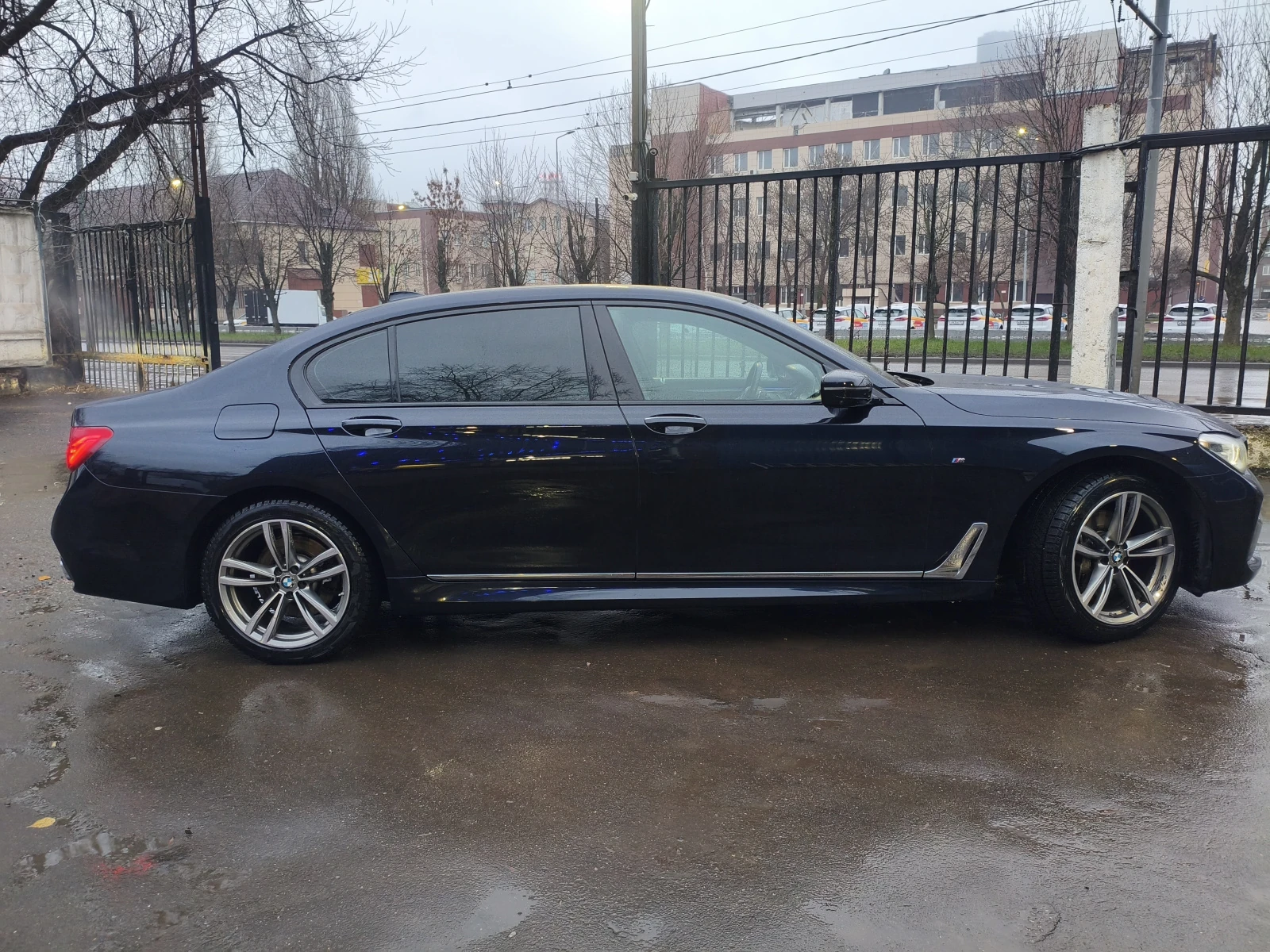 BMW 7 серии, 2017г, полный привод, автомат