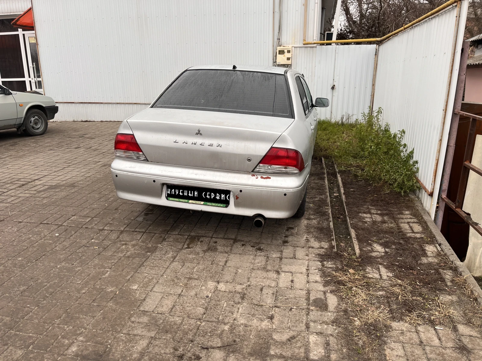 Mitsubishi Lancer, 2002г, передний привод, вариатор