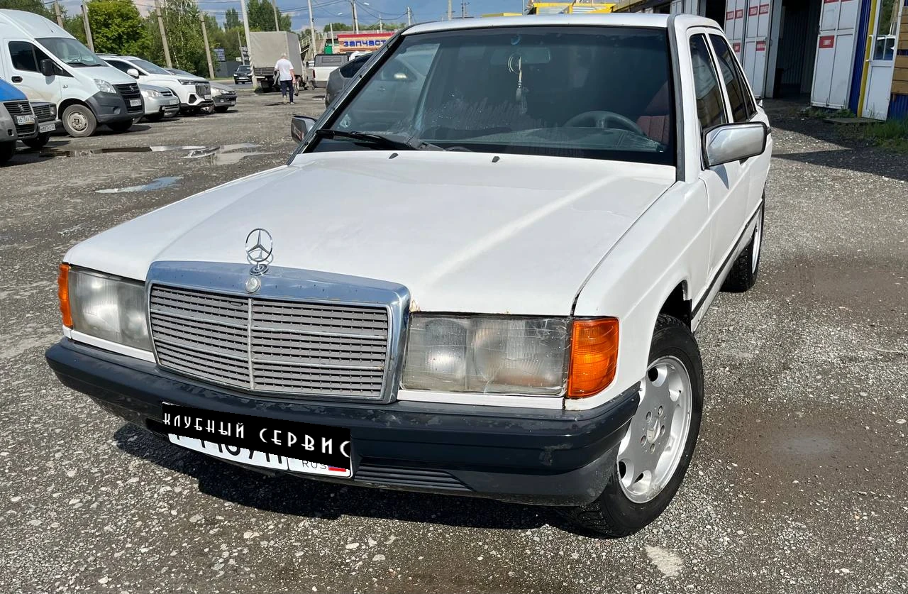 Mercedes-Benz 190 (W201), 1985г, задний привод, механика