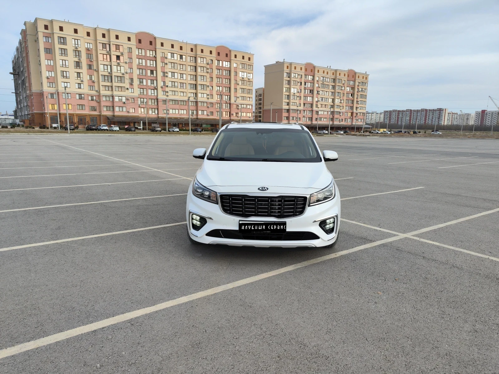 Kia Carnival, 2019г, передний привод, автомат