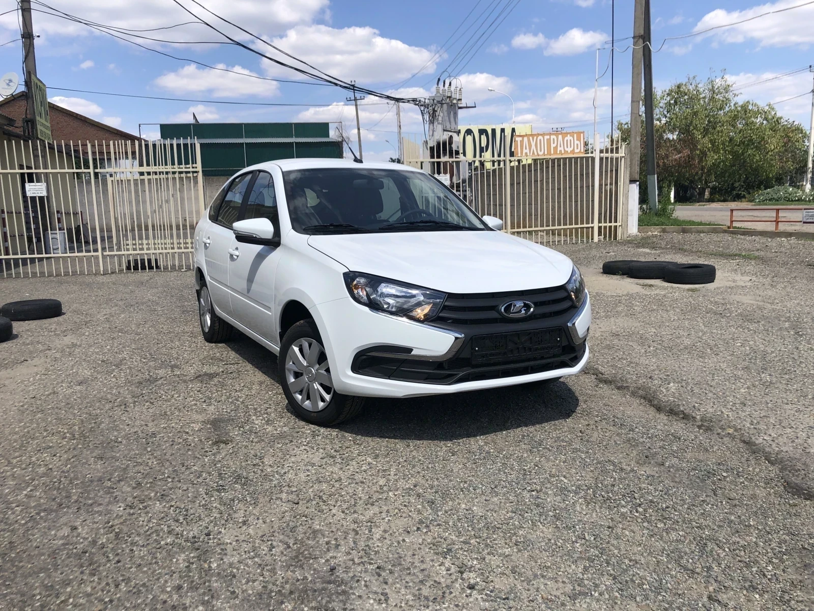 Lada (ВАЗ) Granta, 2023г, передний привод, механика