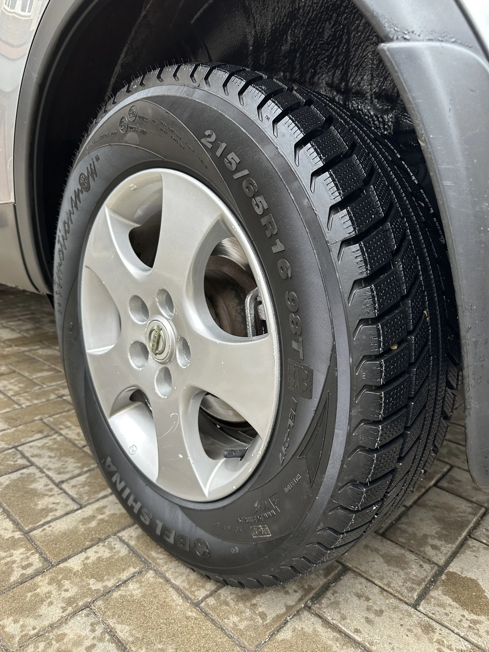 Nissan Qashqai, 2007г, передний привод, вариатор