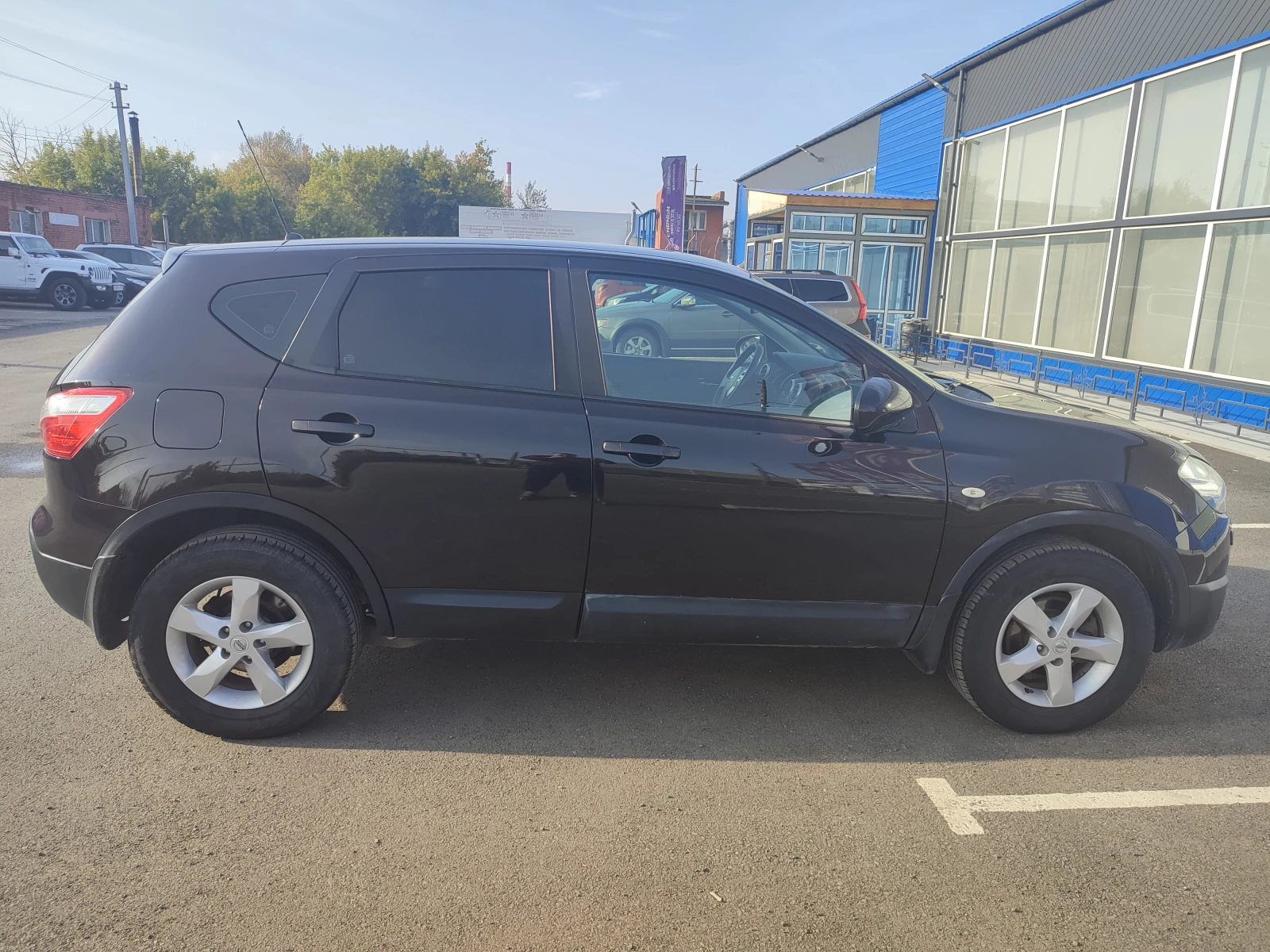 Nissan Qashqai, 2012г, полный привод, вариатор