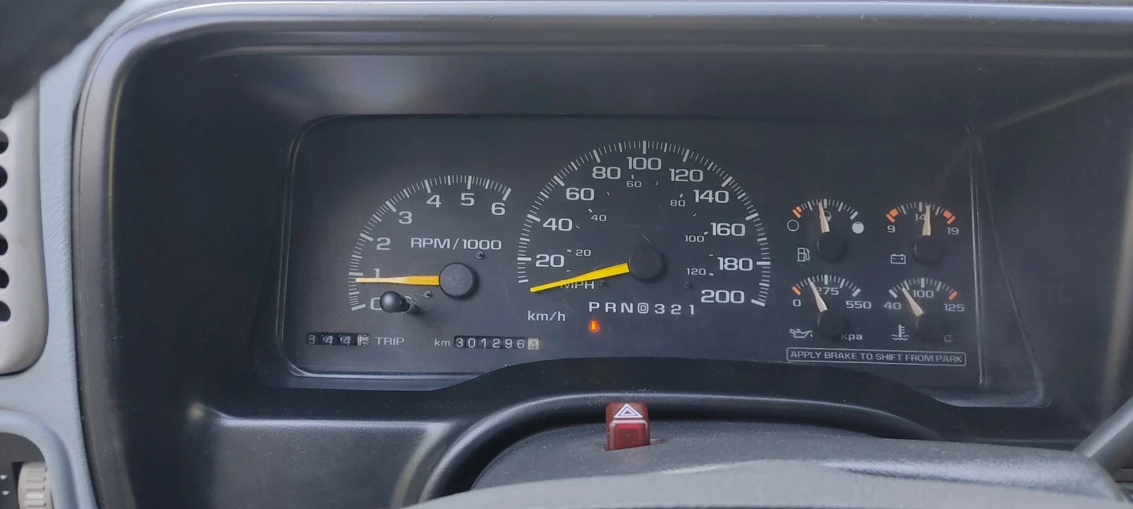 Chevrolet Tahoe, 1997г, полный привод, автомат