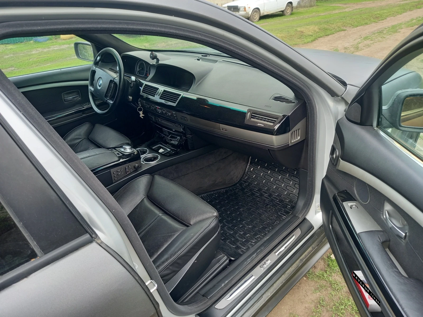 BMW 7 серии, 2004г, задний привод, автомат