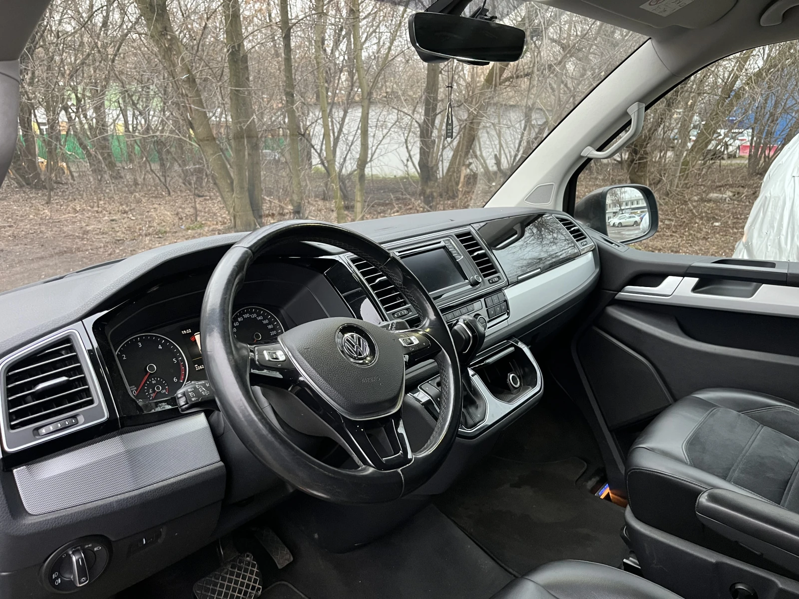 Volkswagen Multivan, 2016г, полный привод, робот