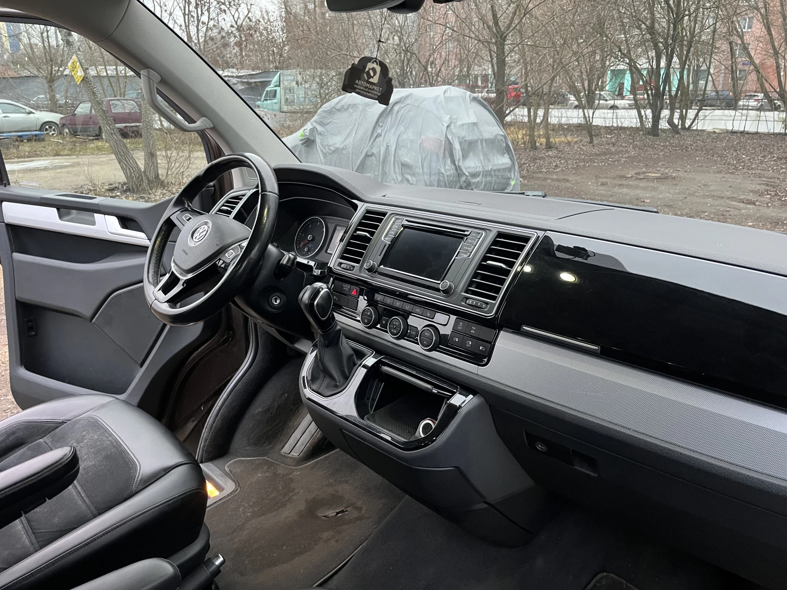 Volkswagen Multivan, 2016г, полный привод, робот