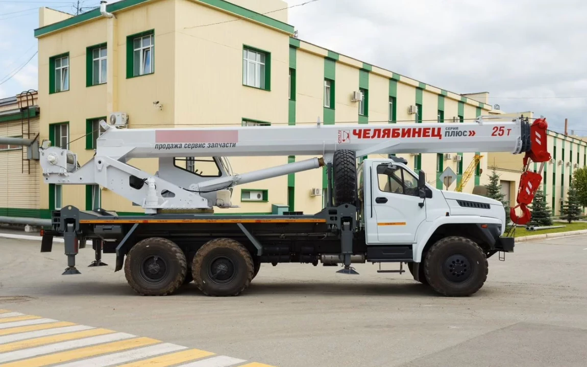 Челябинец КС 55732, 2025г