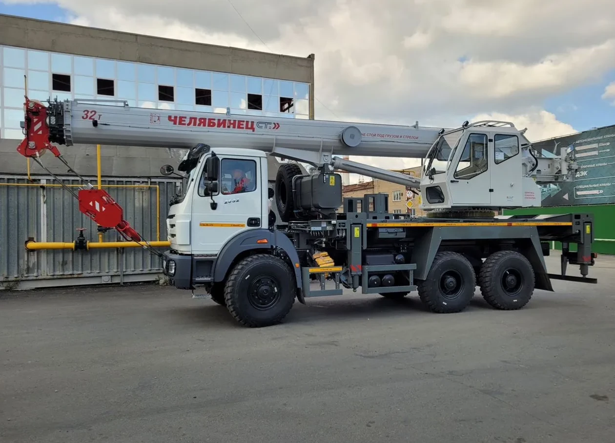 Челябинец КС 55733, 2025г