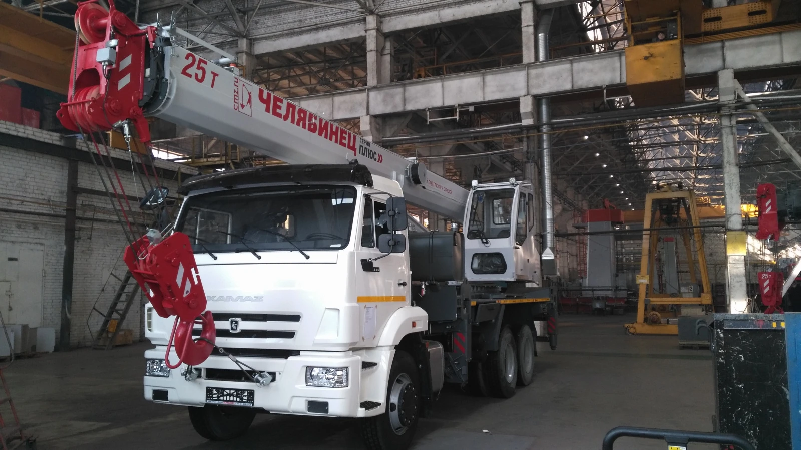 Челябинец КС 55732, 2025г