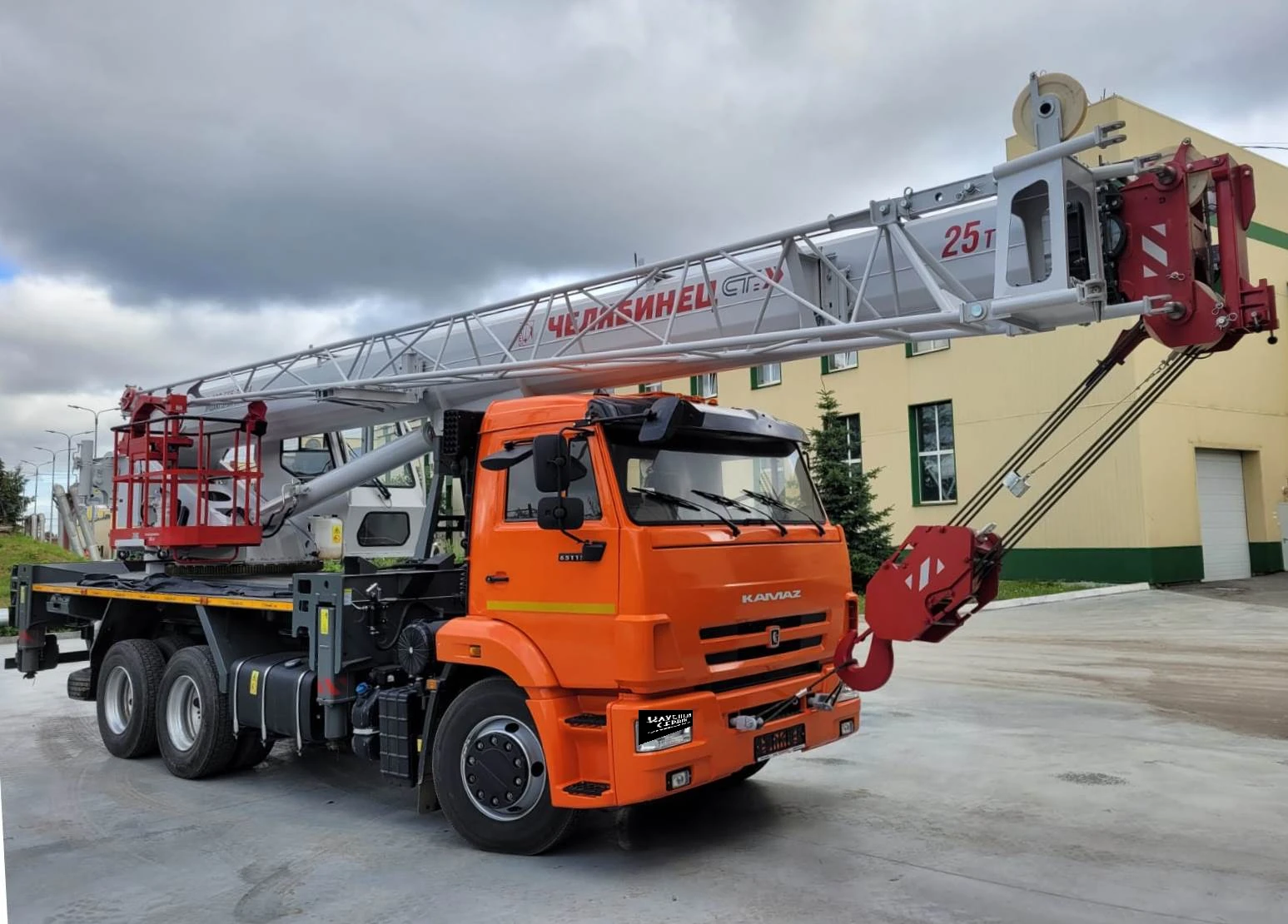 Челябинец КС 55732, 2025г