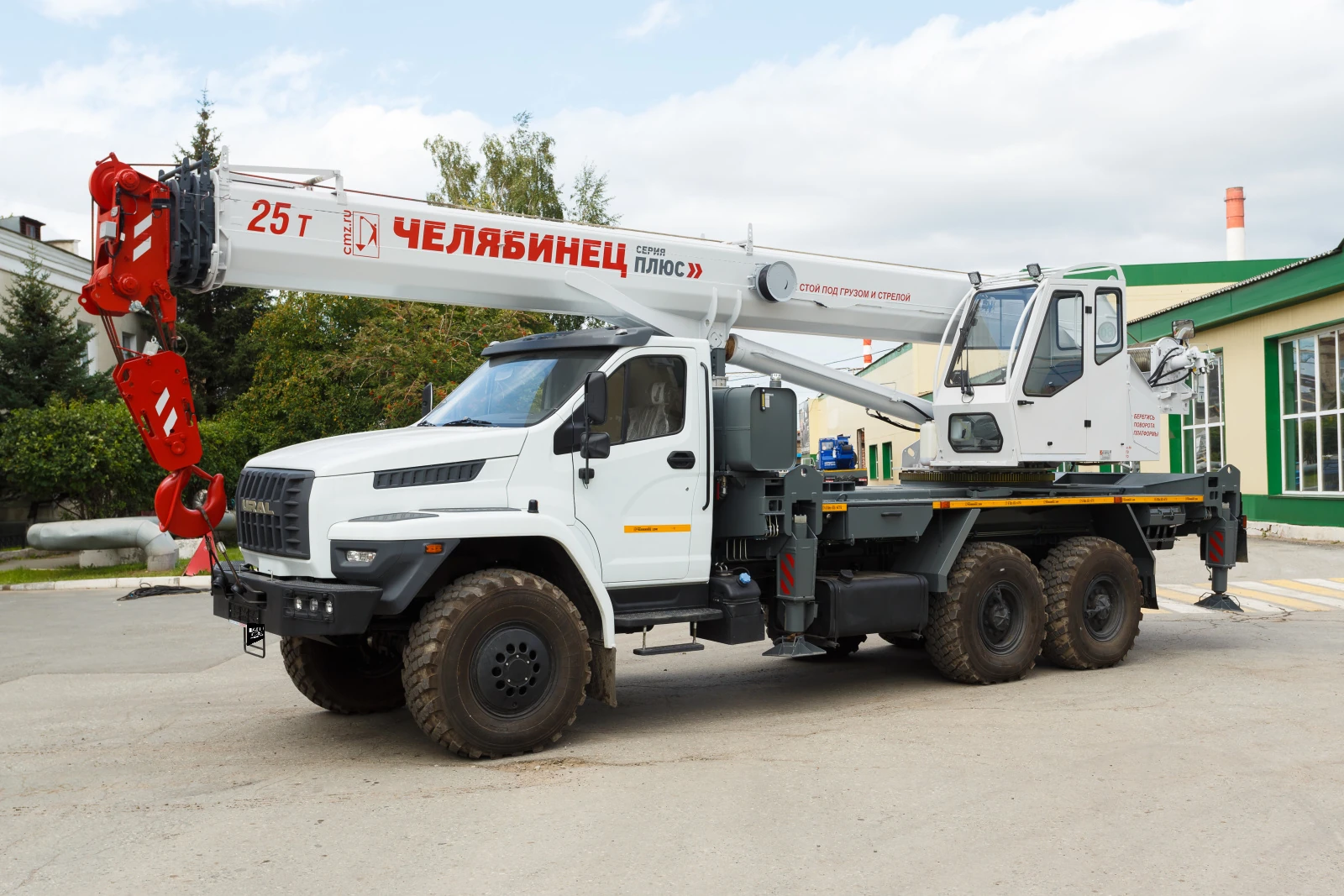 Челябинец КС 55732, 2025г