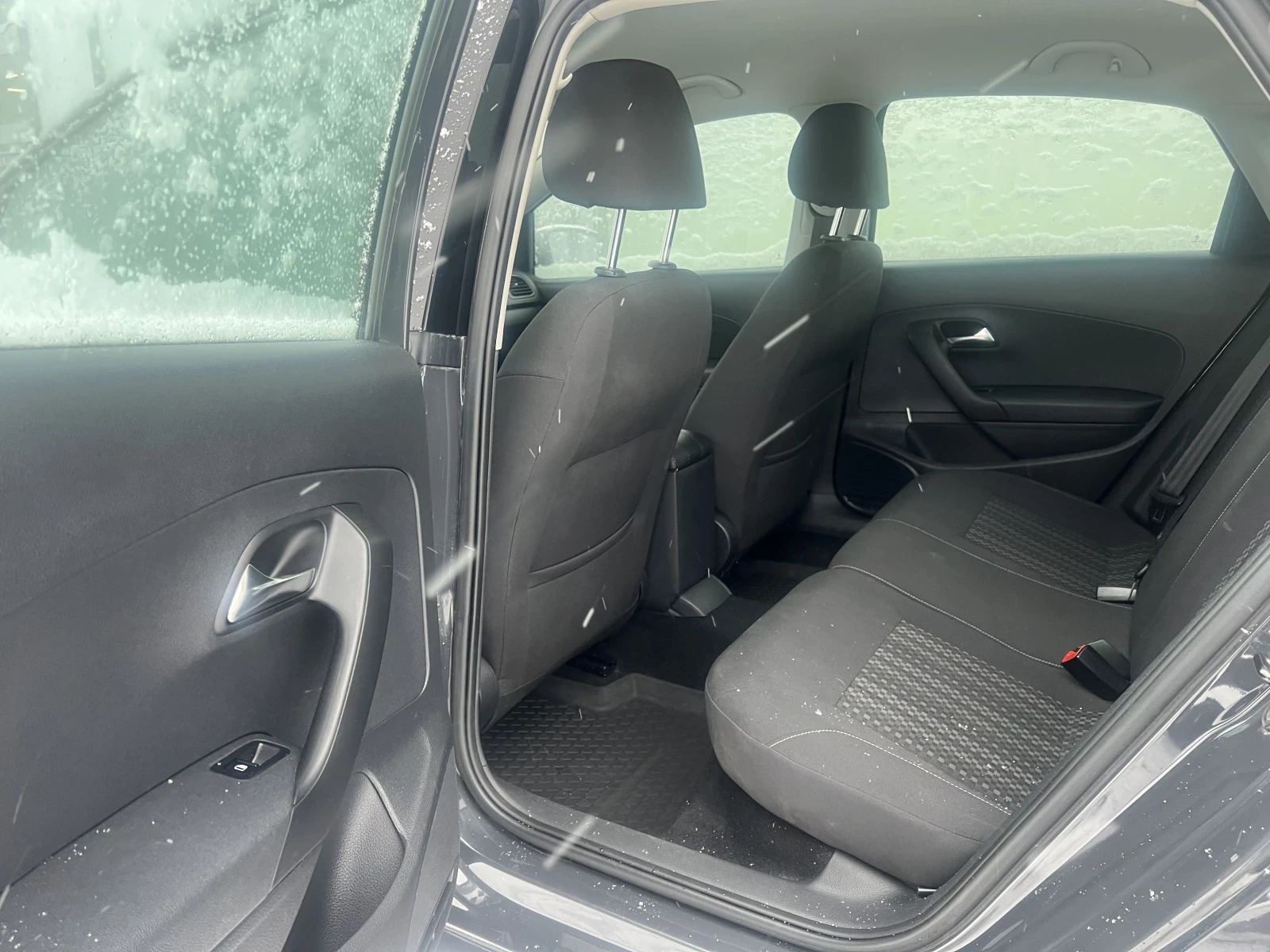 Volkswagen Polo, 2016г, передний привод, механика