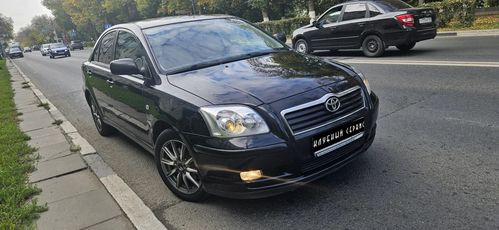 Toyota Avensis, 2004г., передний привод, автомат