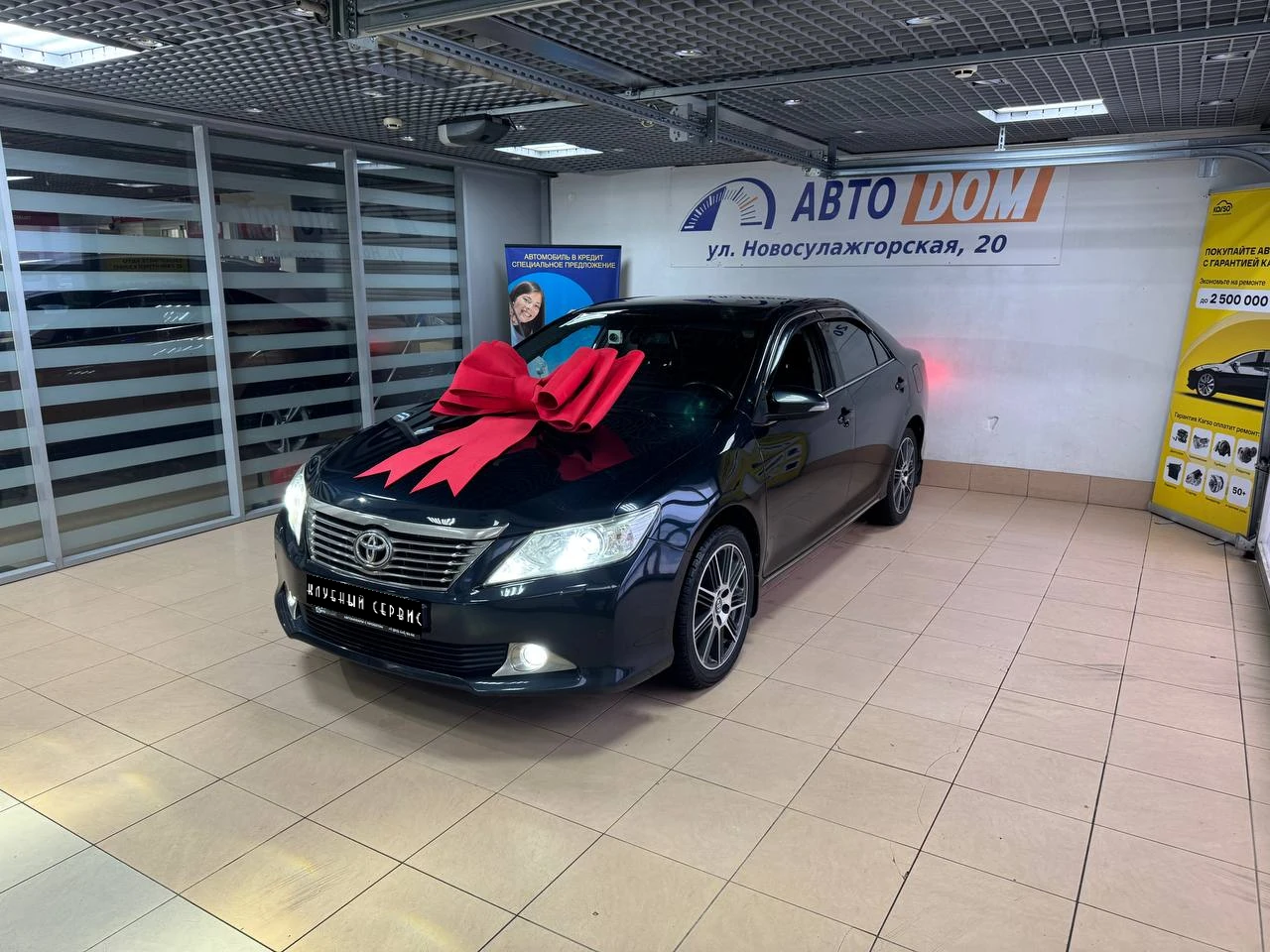 Toyota Camry, 2011г., передний привод, автомат