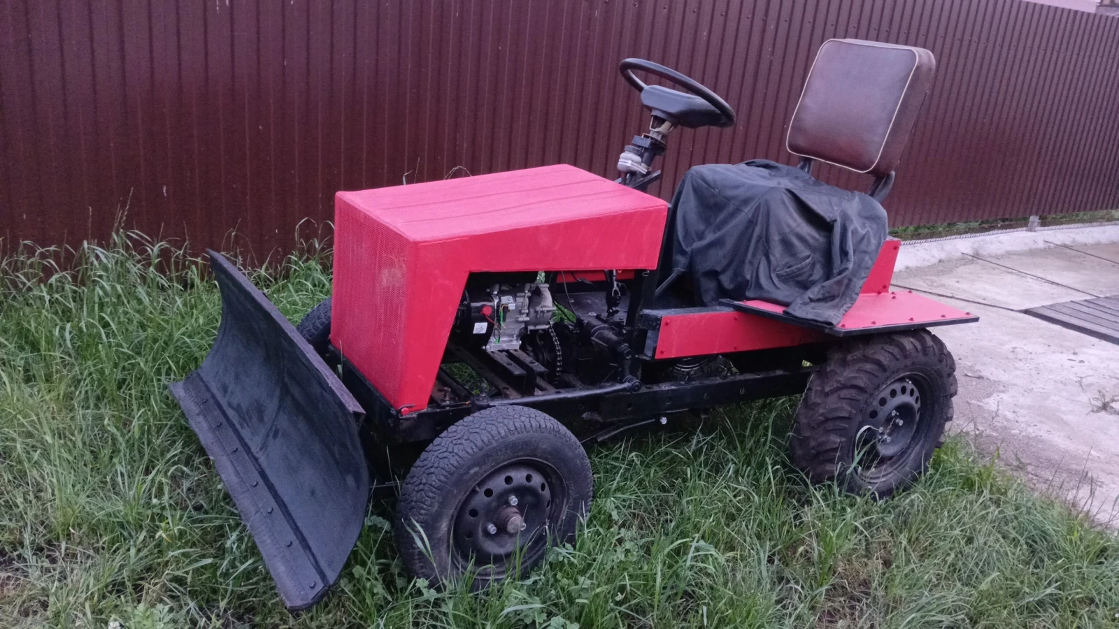 Спецстроймаш Бульдозеры, 2025г