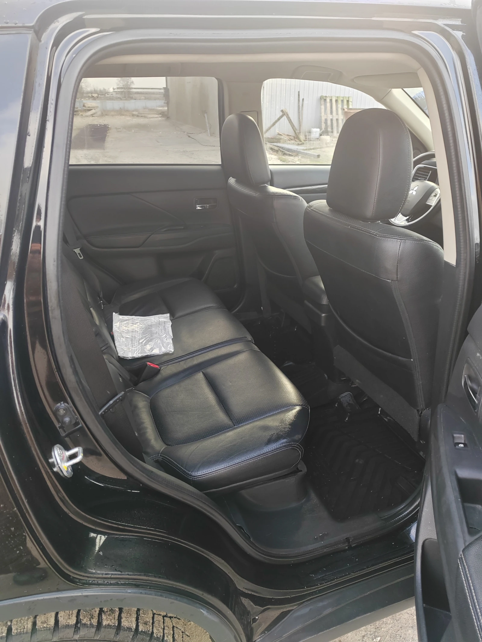 Mitsubishi Outlander, 2016г, полный привод, вариатор