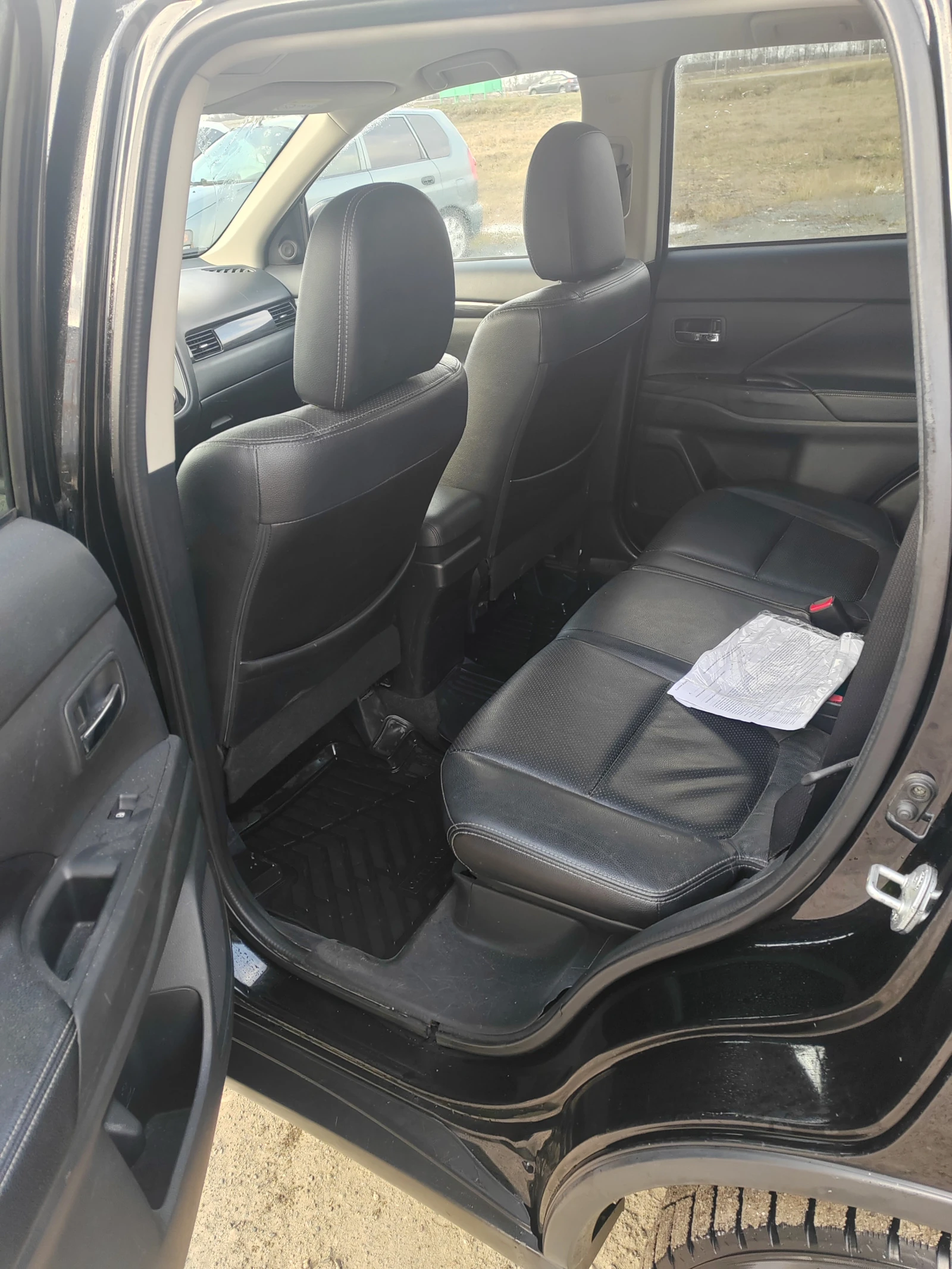 Mitsubishi Outlander, 2016г, полный привод, вариатор