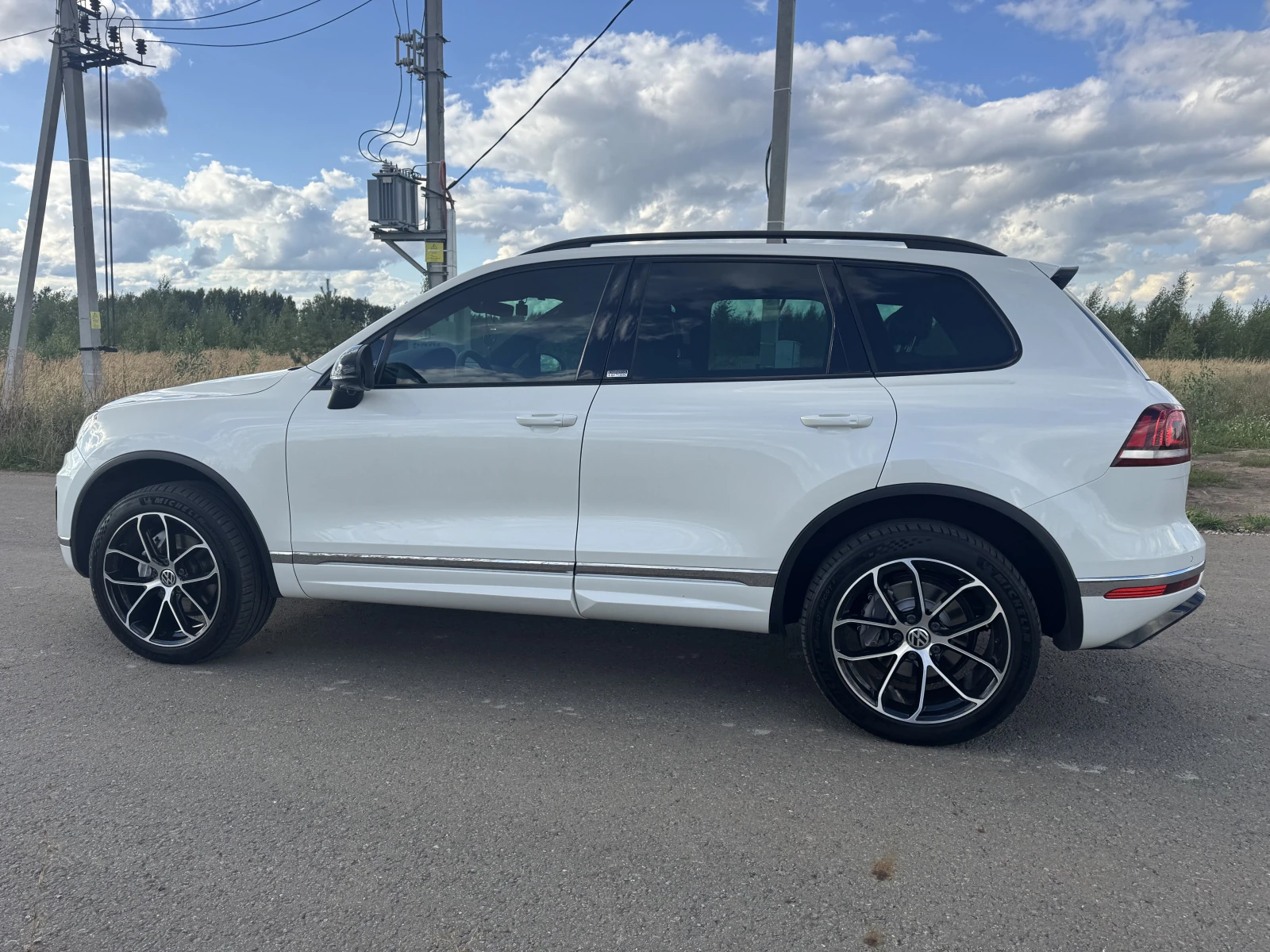 Volkswagen Touareg, 2017г, полный привод, автомат