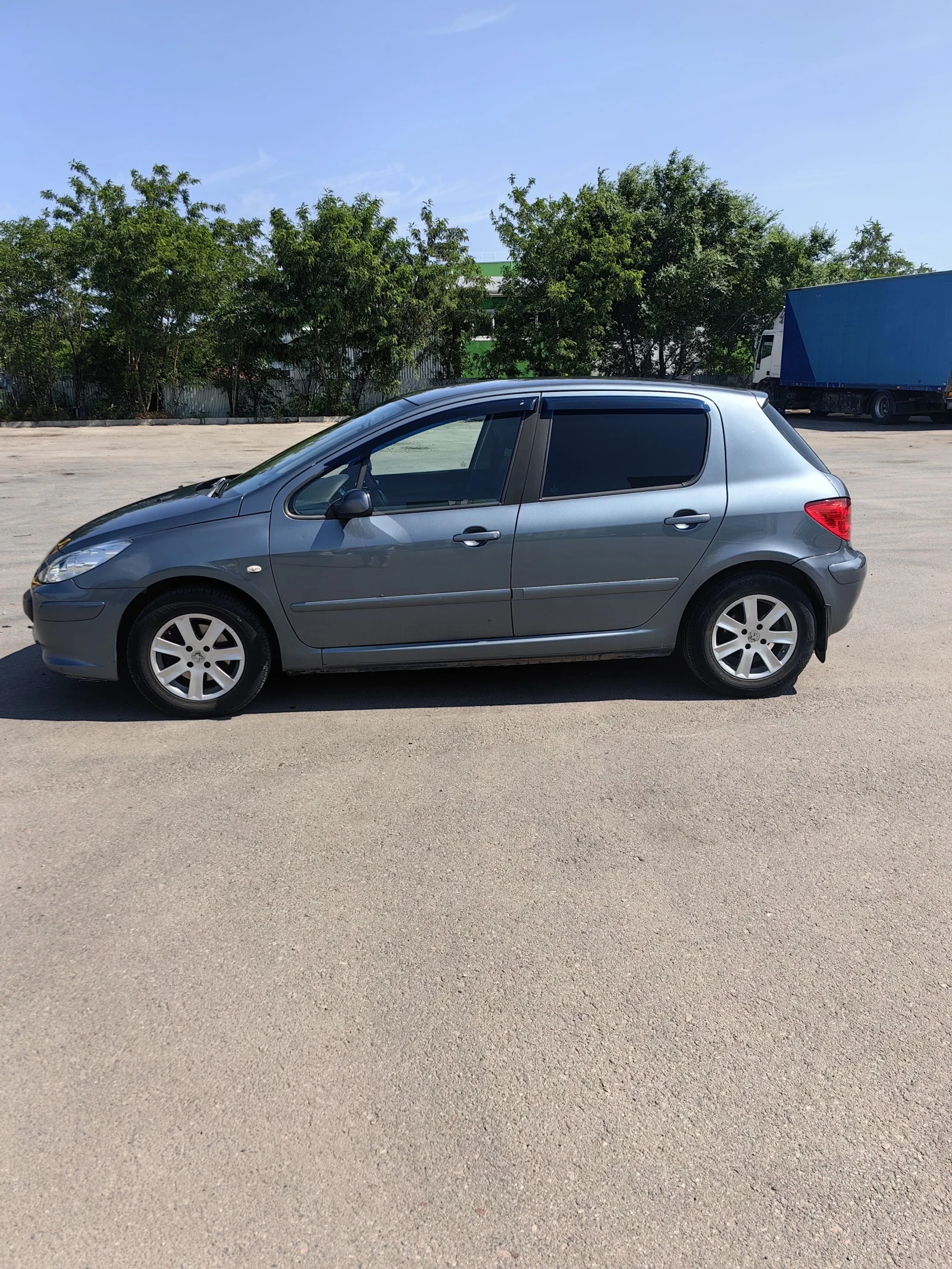 Peugeot 307, 2006г, передний привод, автомат
