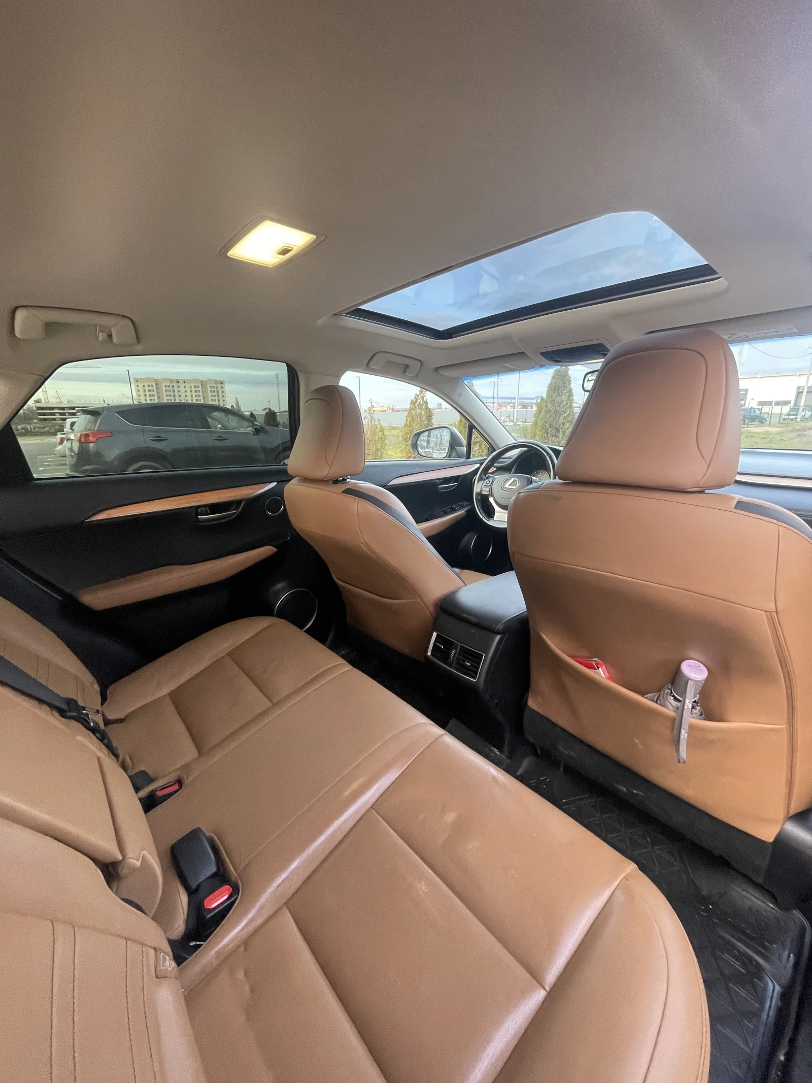 Lexus NX, 2016г, полный привод, вариатор