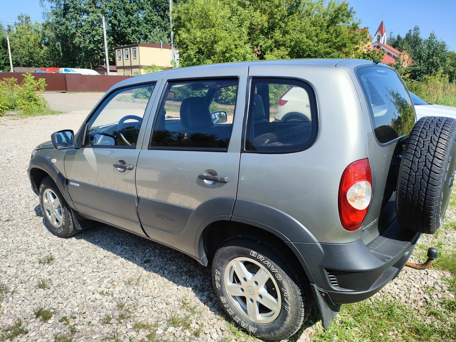 Chevrolet Niva, 2014г, полный привод, механика