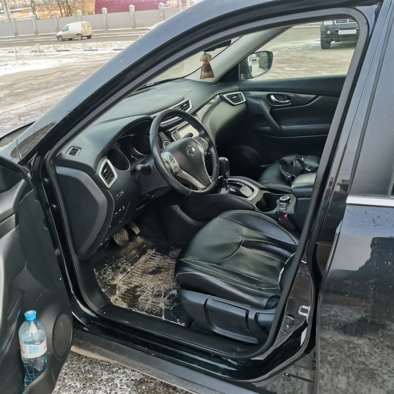 Nissan X-Trail, 2015г, полный привод, вариатор