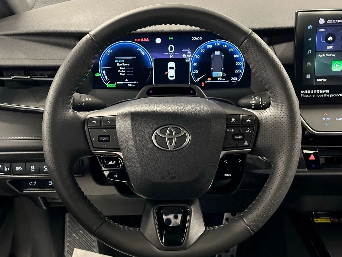 Toyota Camry, 2025г, передний привод, вариатор