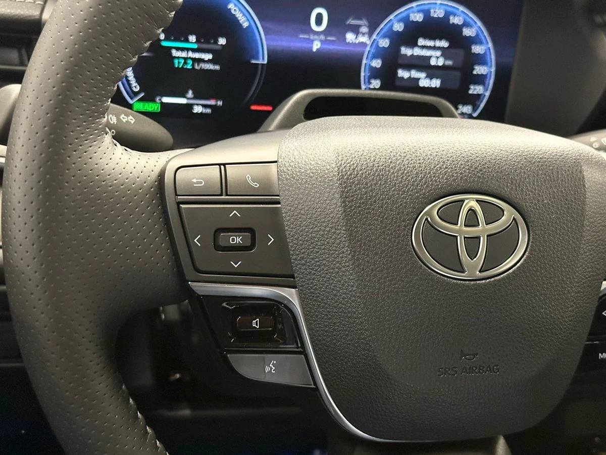 Toyota Camry, 2025г, передний привод, вариатор