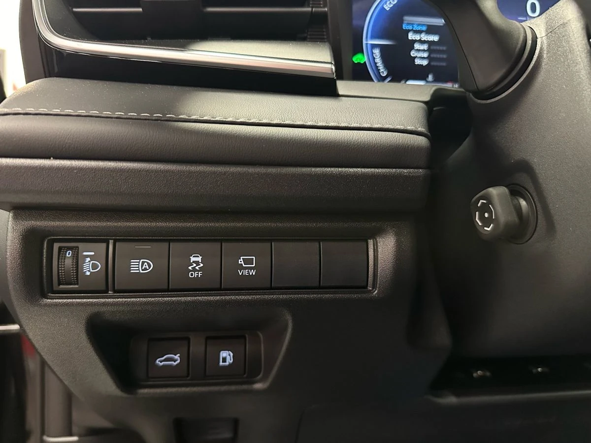 Toyota Camry, 2025г, передний привод, вариатор