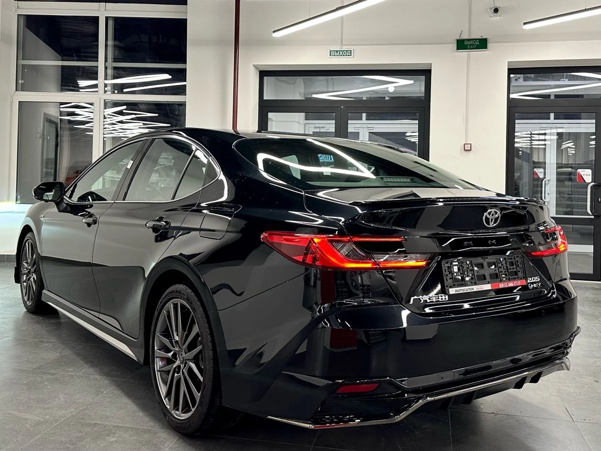 Toyota Camry, 2025г, передний привод, вариатор
