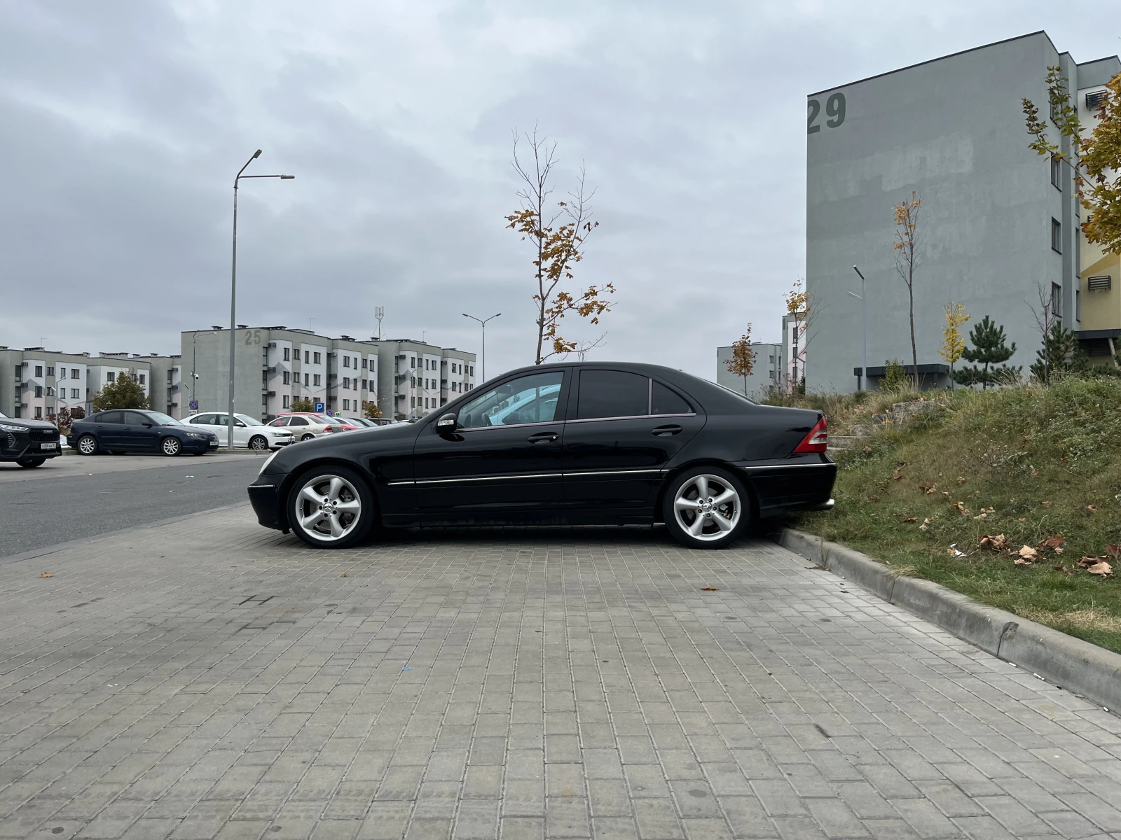 Mercedes-Benz C-Класс, 2004г, задний привод, автомат