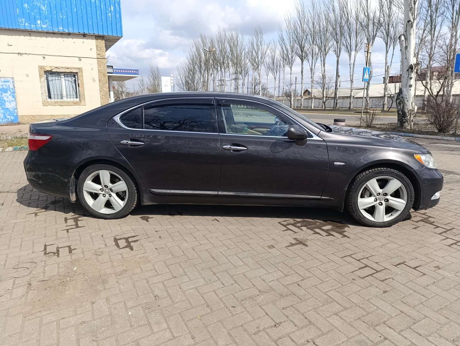 Lexus LS, 2008г, задний привод, автомат