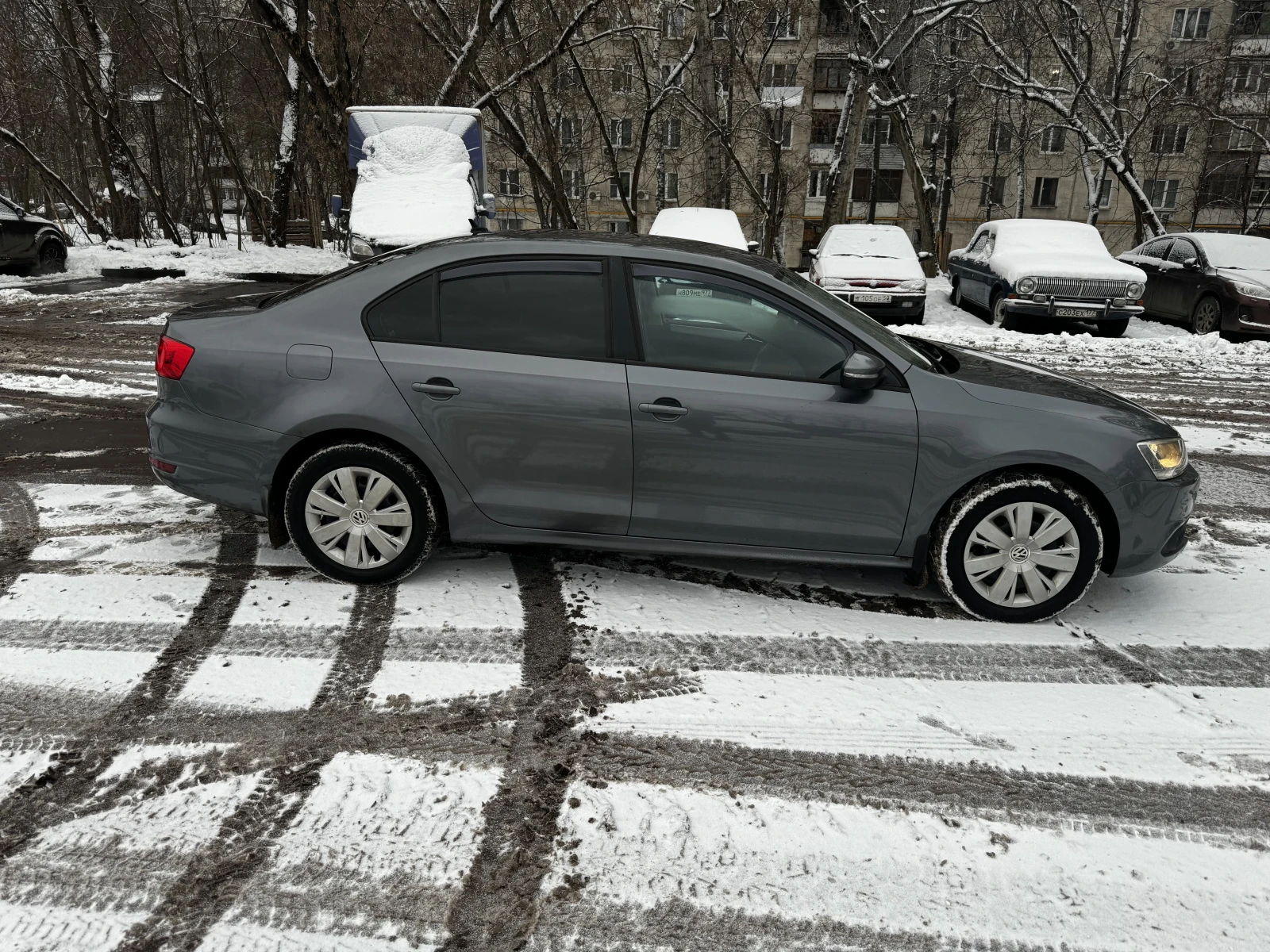 Volkswagen Jetta, 2012г, передний привод, робот