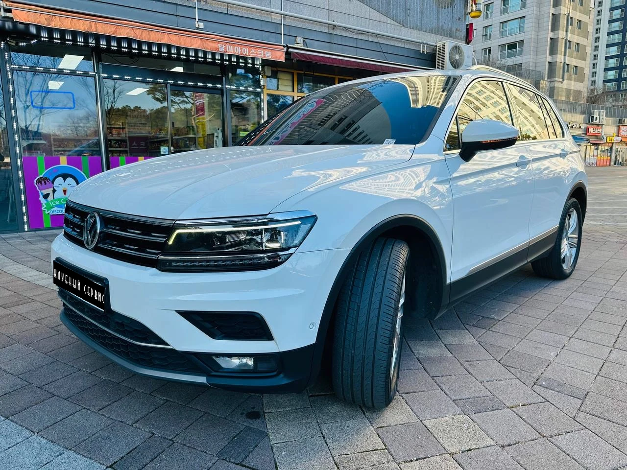 Volkswagen Tiguan, 2020г, полный привод, робот