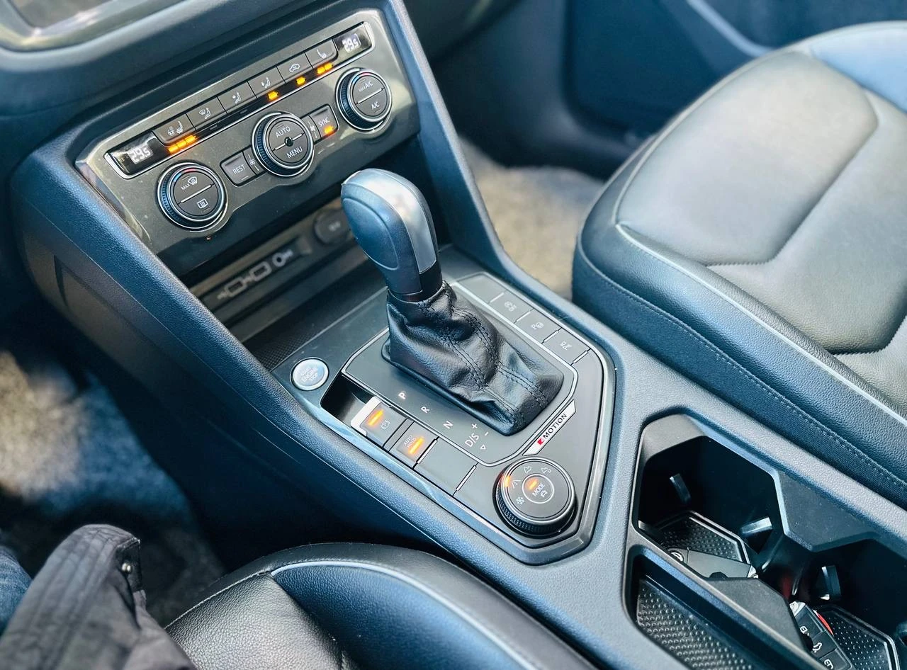 Volkswagen Tiguan, 2020г, полный привод, робот
