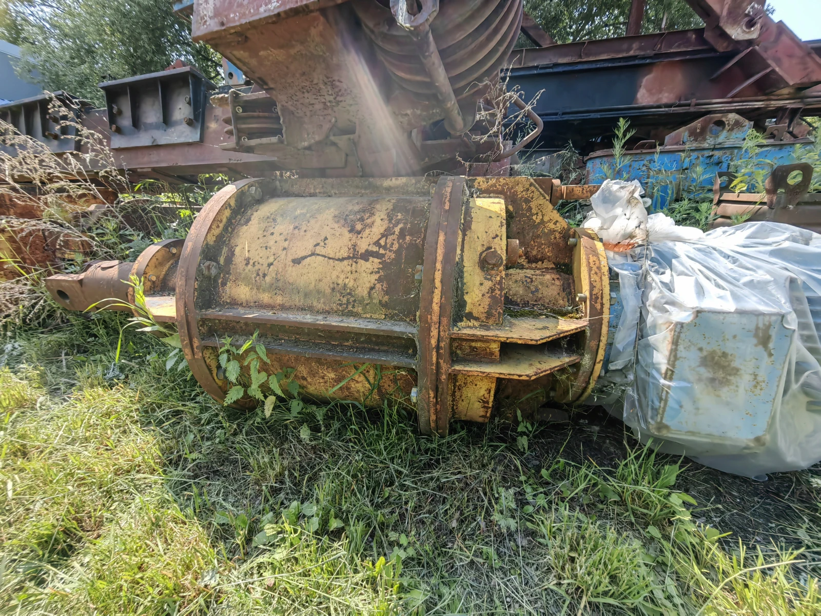 Другие Неизвестна  строительные , 2012г