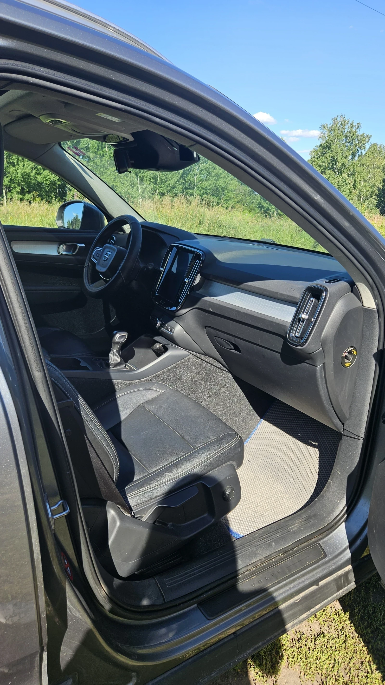 Volvo XC40, 2018г, передний привод, механика