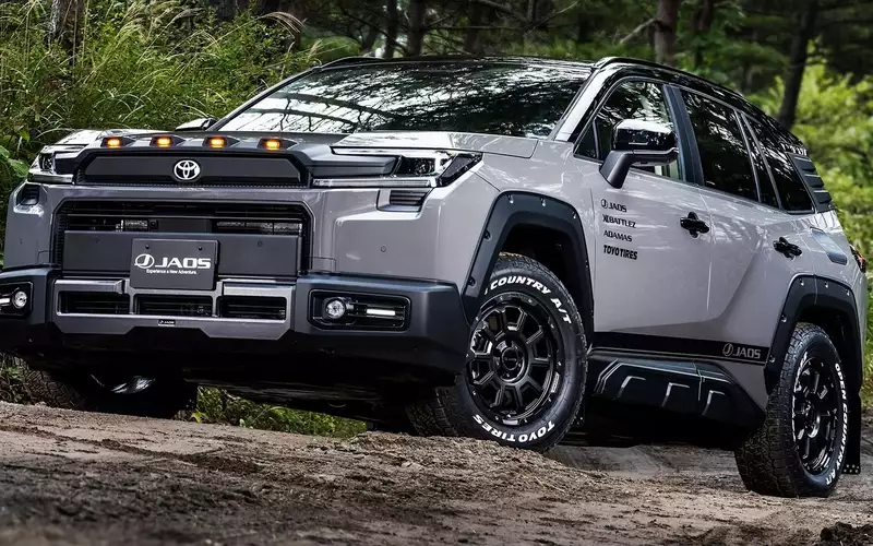 Компания Jaos выпустила тюнинг-комплект для обновленного Toyota RAV4 на базе версии Adventure.