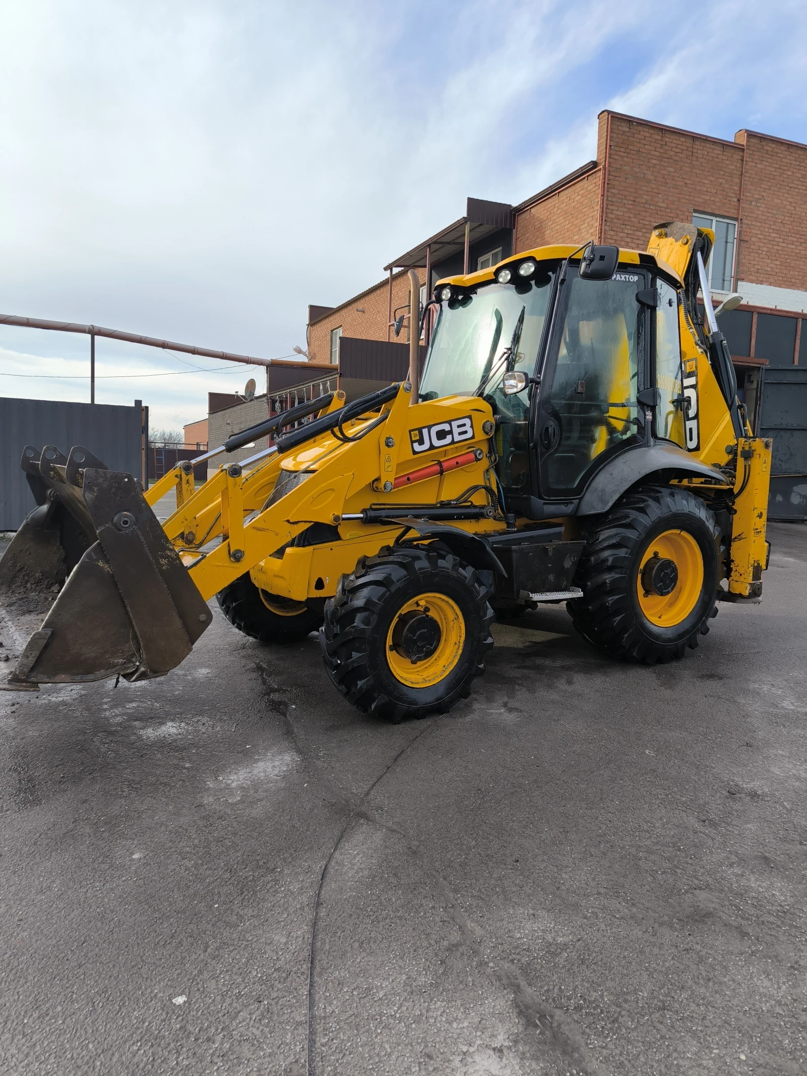 JCB 3CX, 2016г