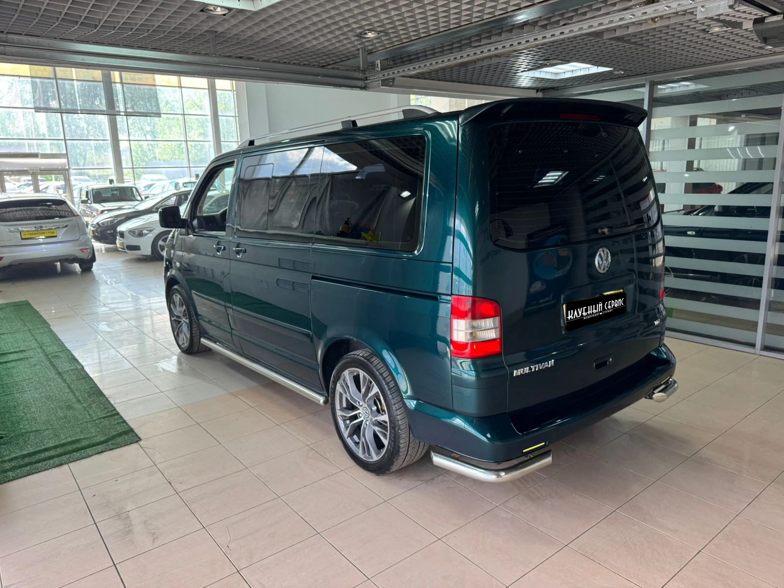 Volkswagen Multivan, 2003г, передний привод, механика