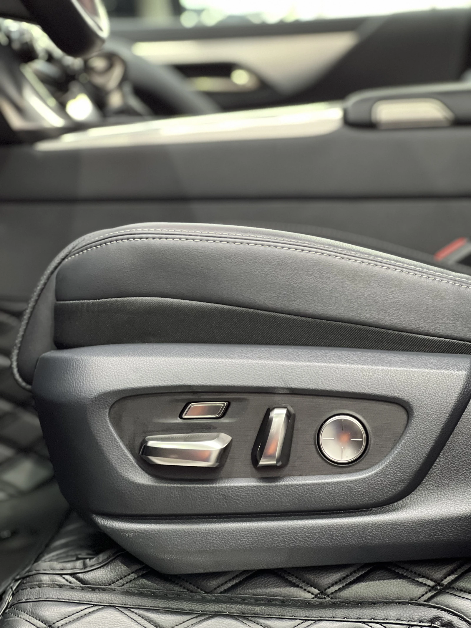 Lexus LX, 2025г, полный привод, автомат