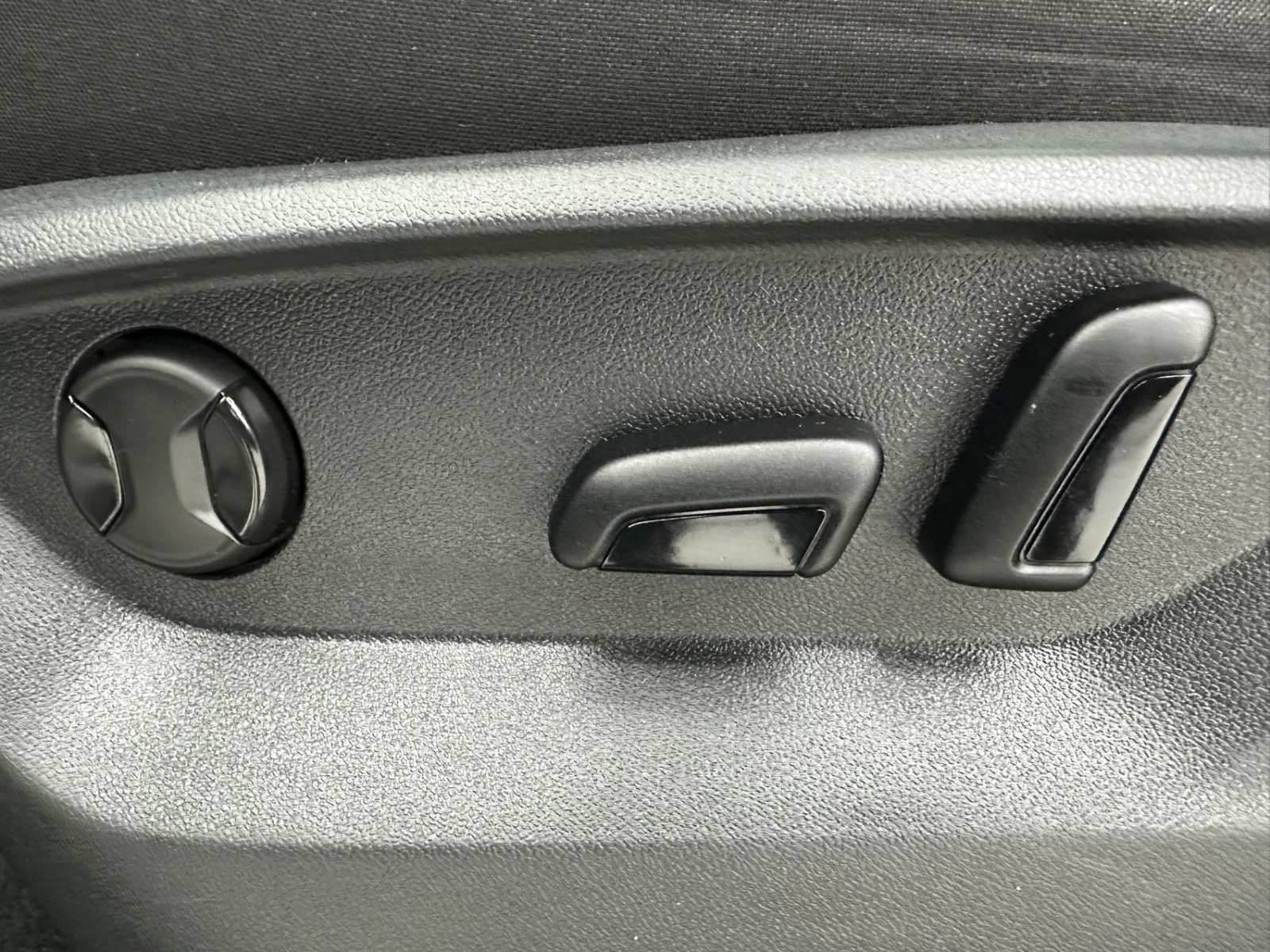 Volkswagen Tayron, 2022г, передний привод, робот