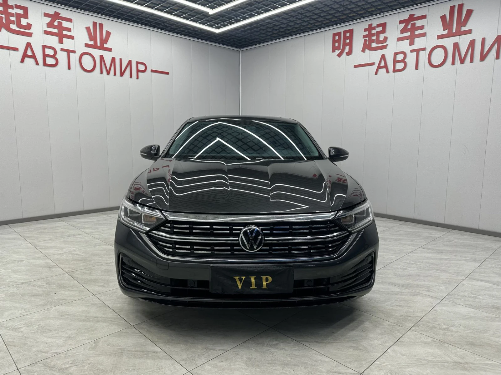 Volkswagen Sagitar, 2022г., передний привод, робот