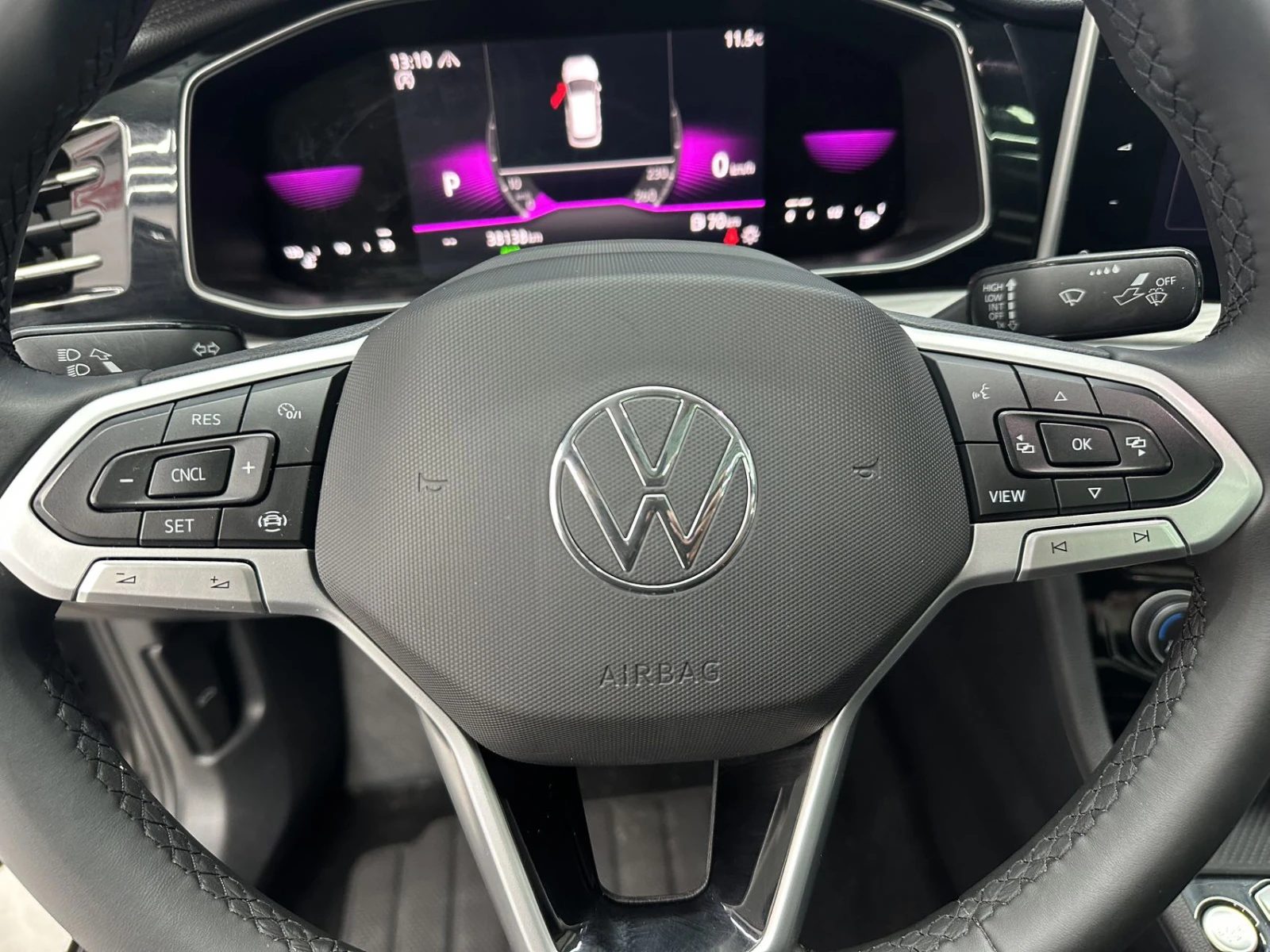 Volkswagen Sagitar, 2022г, передний привод, робот