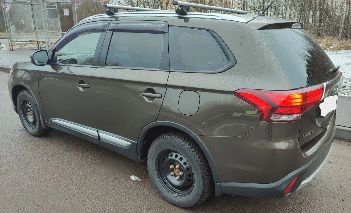 Mitsubishi Outlander, 2016г, полный привод, вариатор